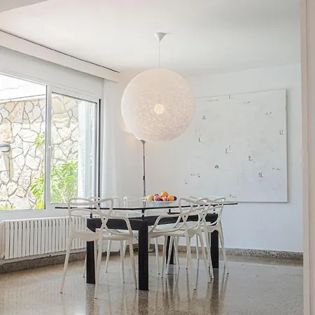 Mit Garten, Sonnenterrasse Sowie Ueberdachter Terrasse Und Pool In Strandnaehe Casa de Férias *